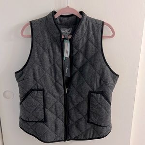 Market & Spruce quilted herringbone vest - Size L - NWT